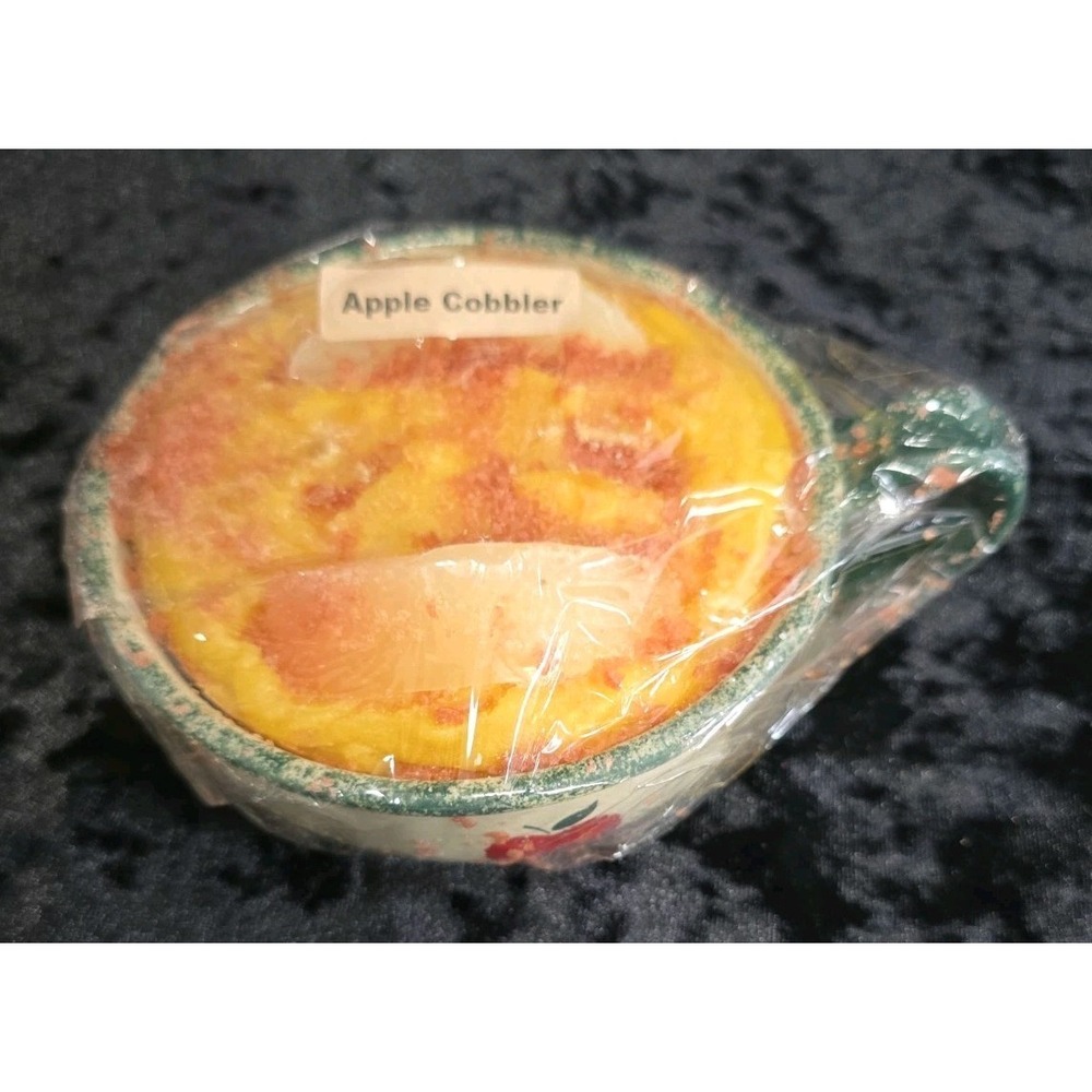 Realistic Dessert-themed Candle Fresh-Baked Apple Cobbler